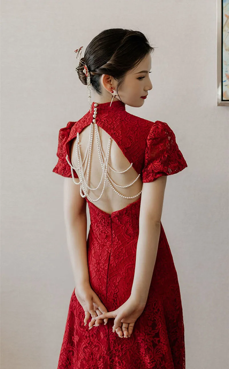 기존의 China Cheongsam 웨딩 드레스 높은 목 뒤쪽 인어 신부 가운 스윕 기차 아플리케 와인 레드 레이스 웨딩 드레스