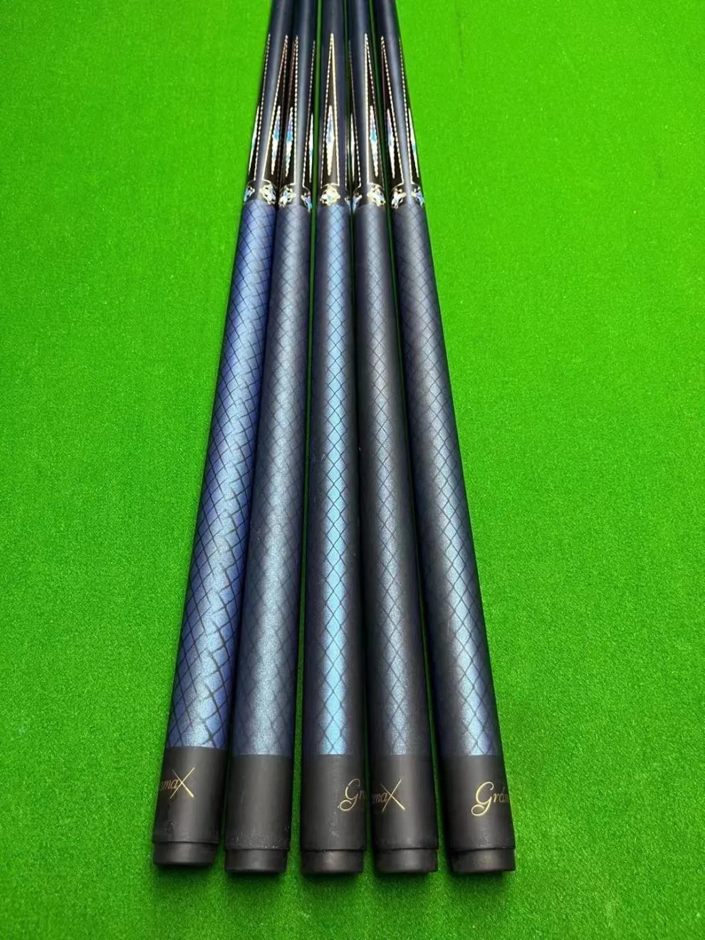Sky Breaking Billiards Club Cues 8 Black Heads For Middle