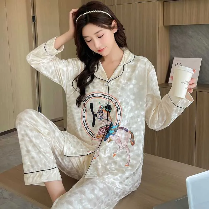 Womens Sleepwear Designer German Velvet Pajamas Autumn And Winter