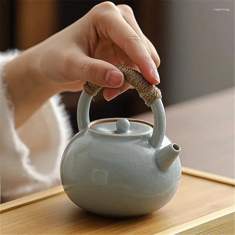 Teaware set Ru Kiln Komplett uppsättning av teinjämning åtföljd av hand presentplattföretagets affärsmöte resor