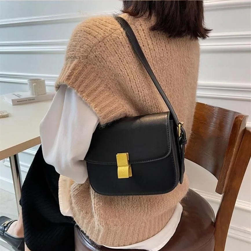 Sacs de soirée Sac à épaule pour femmes de haute qualité 2021 Automne à la mode Simple Small Square Coréen Retro Messenger mode femelle 265o