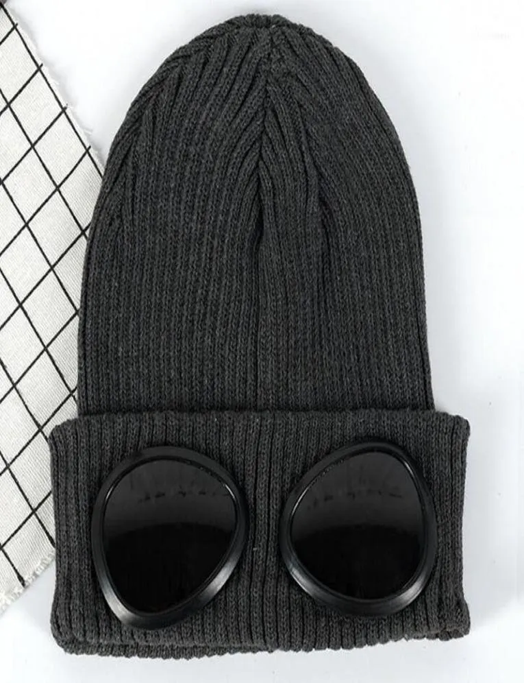 Beanieskull Caps 2022 Vinterkvinnor stickade hiphop beanie med skyddsglasögon Kvinnlig pilotstil Skall Cap Hat H31438049