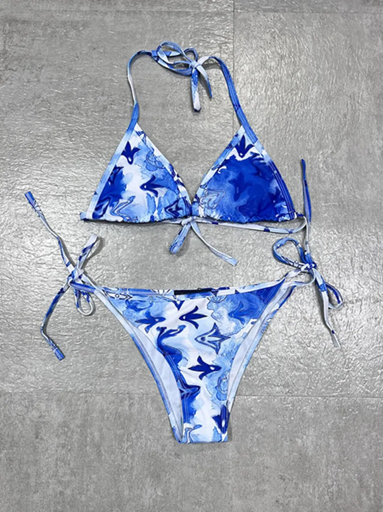 Sexy L Diseñadores para mujer Bikinis Conjuntos Trajes de baño con forma de correa transparente Trajes de baño para mujer Ropa de baño Ropa de playa Mujer Trajes de baño Bikini 16 Marcas de lujo mixtas Traje de baño # L106