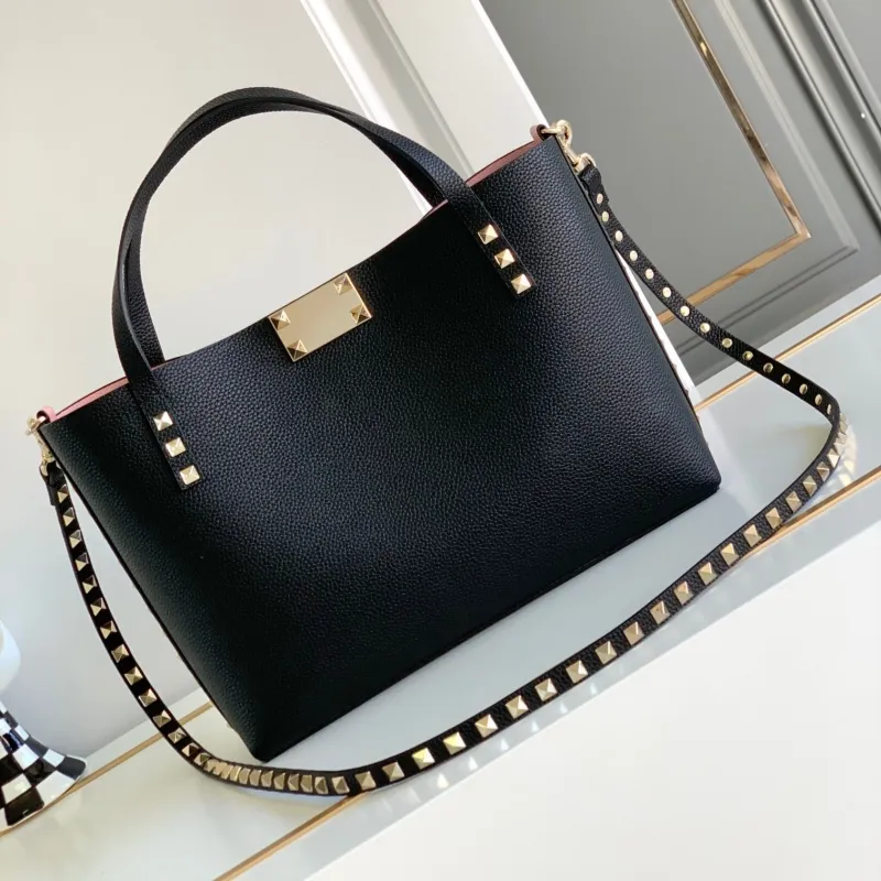 Top European American Designers Tote bag Fashion Women Rivet Pure Leather Shopping bag handbag shoulder bag crossbody soft large capacity bag