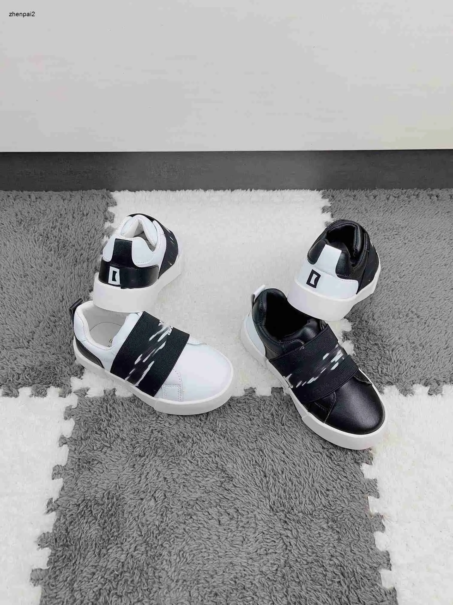 Luxury designer baby Casual shoes Color blocking design kids shoe Size 26-35 Elastic band cuffed girls boys Sneakers Dec05