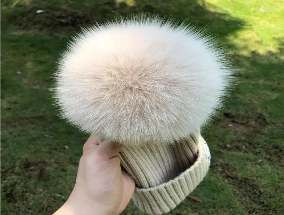 Beanieskull Caps 2022 Winter Hat Real Fur Pompom för kvinnors ullmöss davi223329248