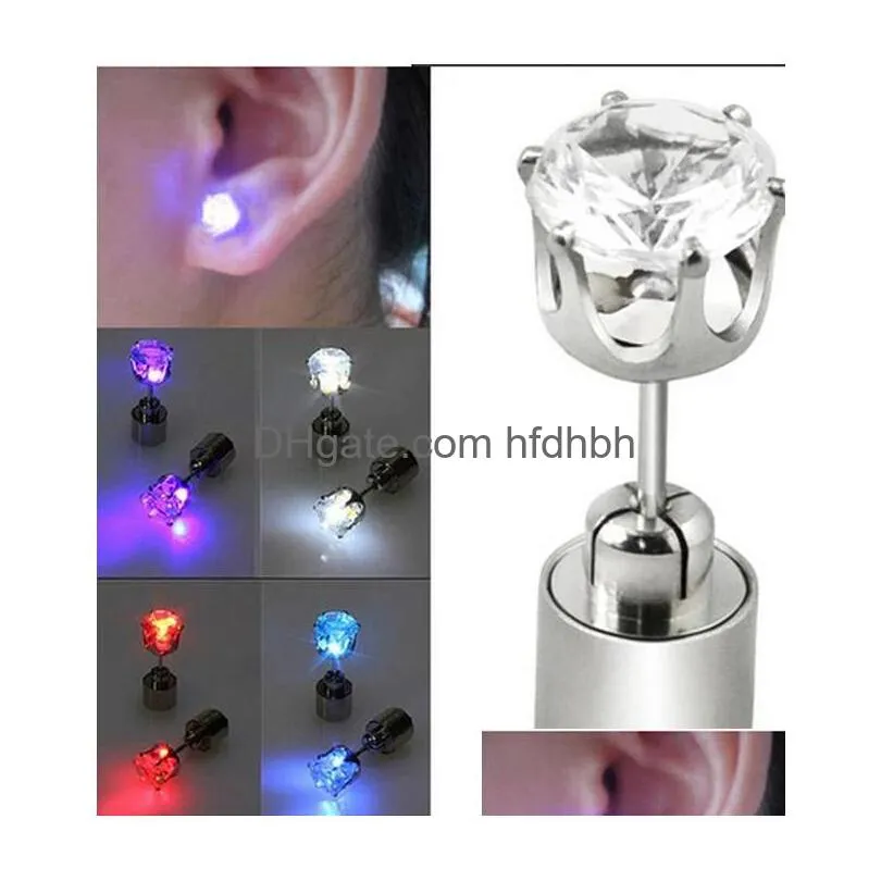 Andra LED -belysningar Nyhet blinkande ljus rostfritt stål strass örhänge örhängen mode smycken rave leksaker gåva 10 st/parti drop dhtpy