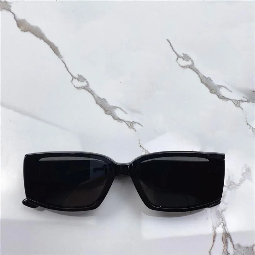 Deus Net Fashion Net Celebrity Solglasögon För män och kvinnor skyddar Uvstone ögonen med toppplattor för att skapa fyrkantiga ramar för 234H