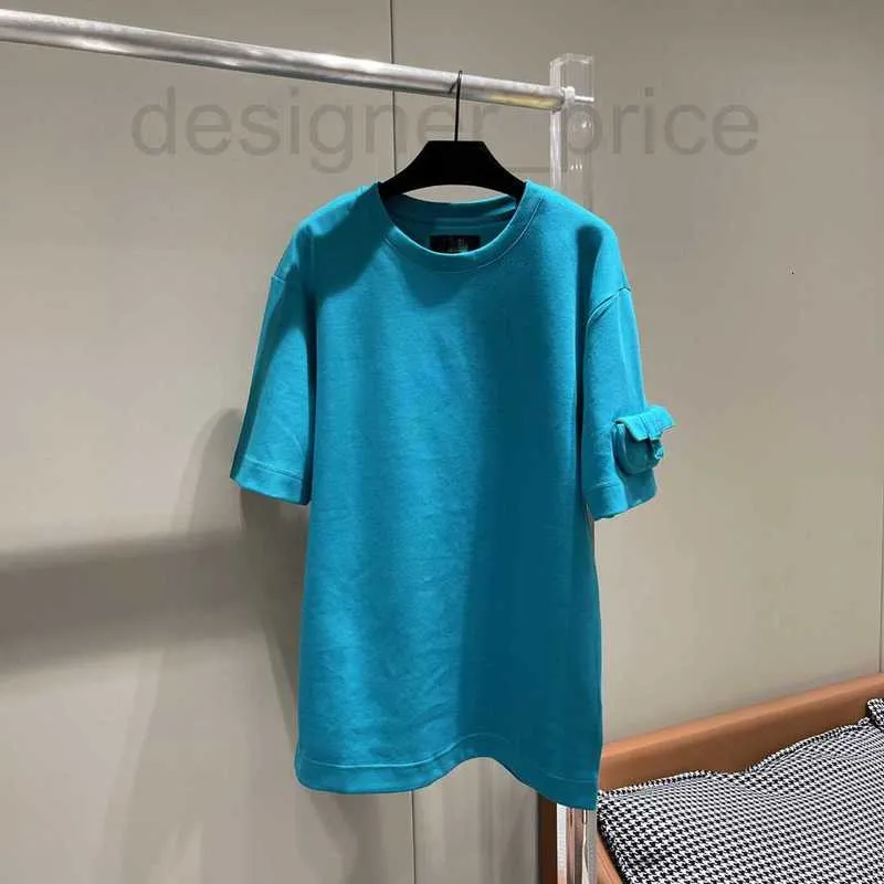 Kvinnors t-shirt designer 23 sommar ny pendlare mångsidig ålder reducerar tjejstil manschett 3d liten väska kort hylsa t-shirt 4poj