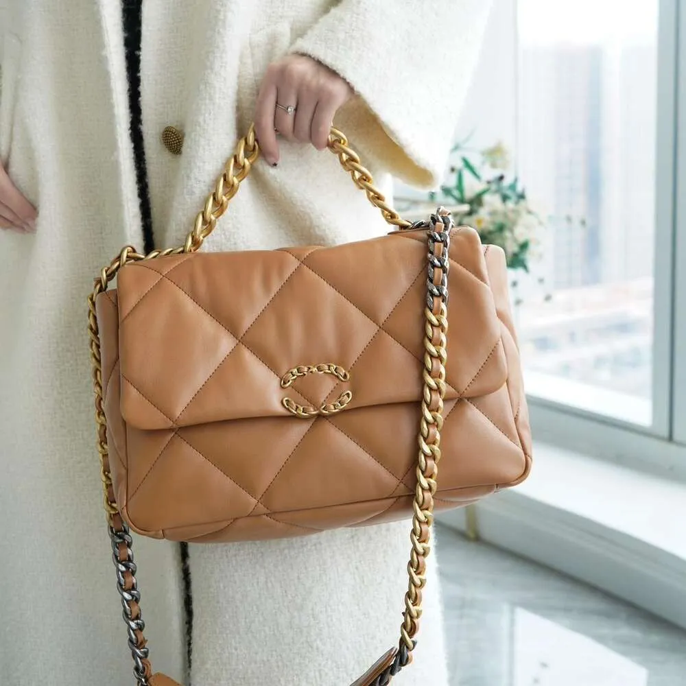 Designer chain bag shop