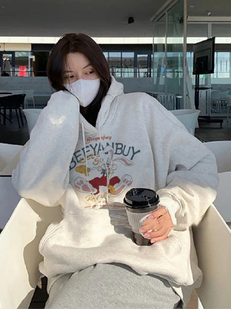 Kvinnors hoodies tröjor koreanska lösa hoodies kvinnor vinter fleece fodrad långärmad huva skjorta streetwear tecknad tryck vintage tröja pullover tops 231208