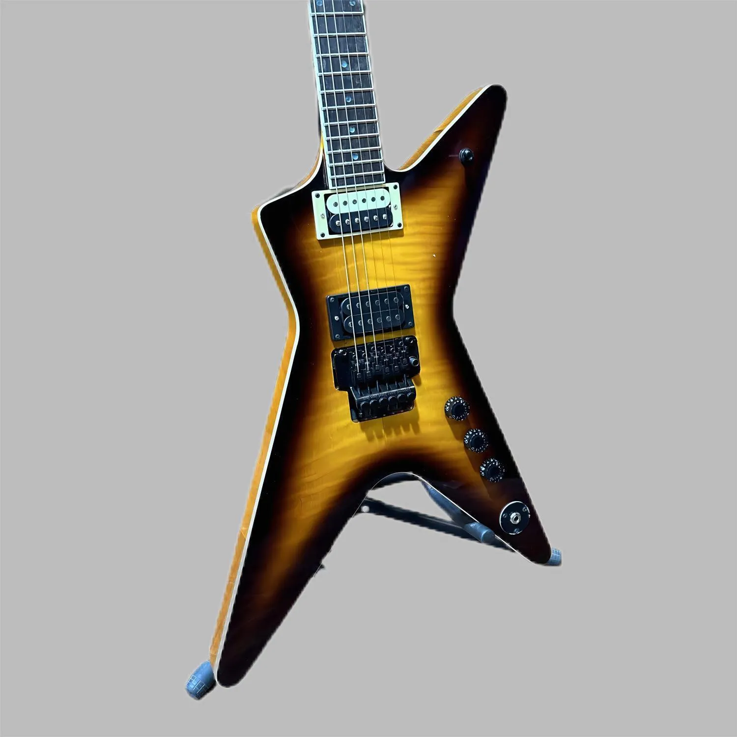 ディーン　フライング V 　バールトップ 高額買取実施中!!】超希少 DEAN 30th Anniversary USA V