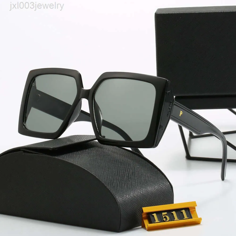 Дизайнерские Prda Pada Дизайнерские новые зарубежные солнцезащитные очки в большой оправе для мужчин и женщин. Солнцезащитные очки для уличной фотографии. Классические модные очки для путешествий 1511.
