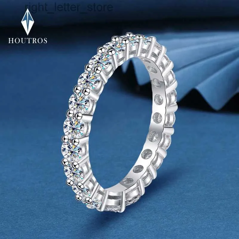 With Side Stones Houtros 3mm Full Moissanite Ring D Color VVS1 925 Sterling Silver Wedding Diamond Rings for Women Men Band Party Fine Jewelry YQ231209