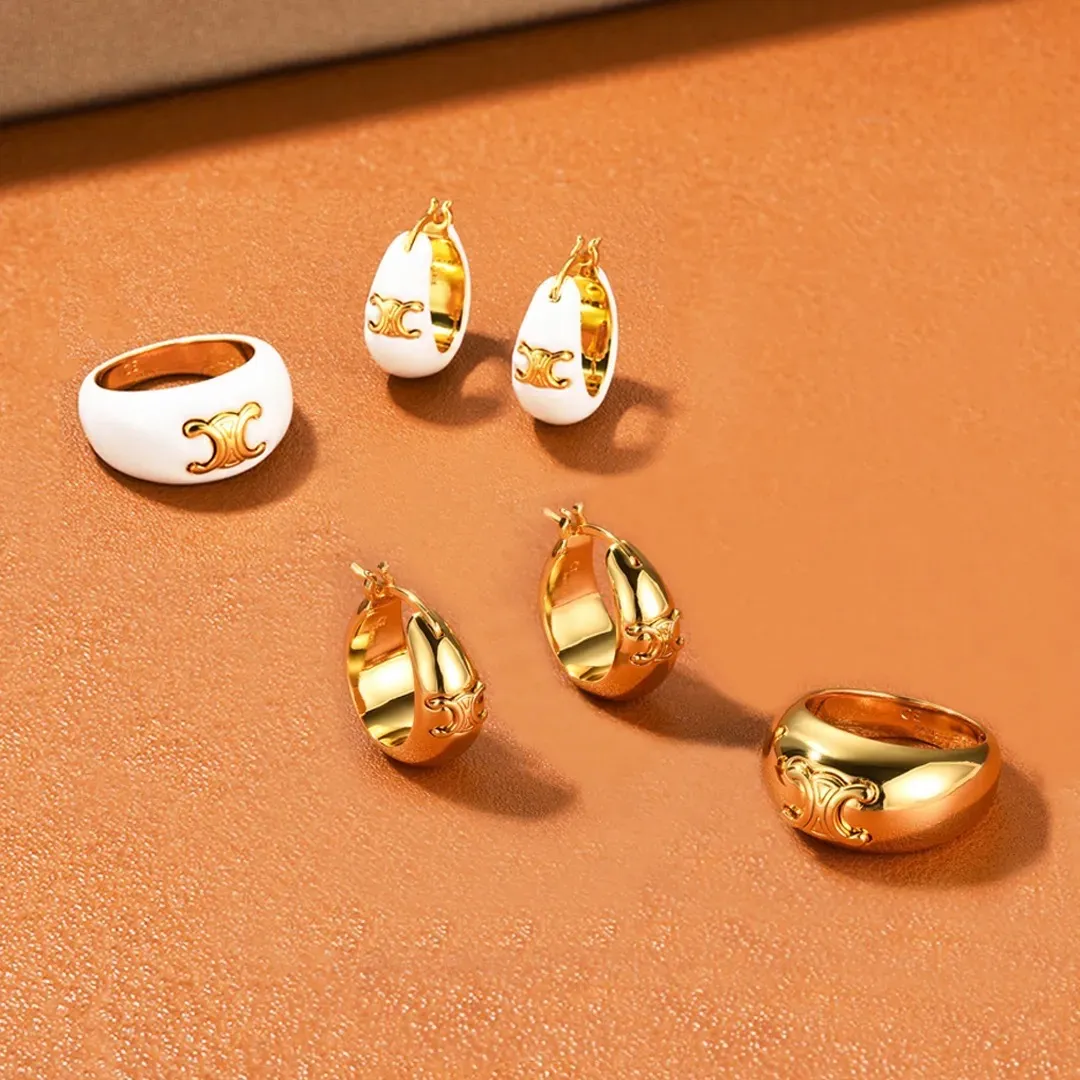 Nieuwe mode-ontwerper sieradensets dangle drop 18K gouden oorbellen ringen voor vrouwen feest sieraden cadeau