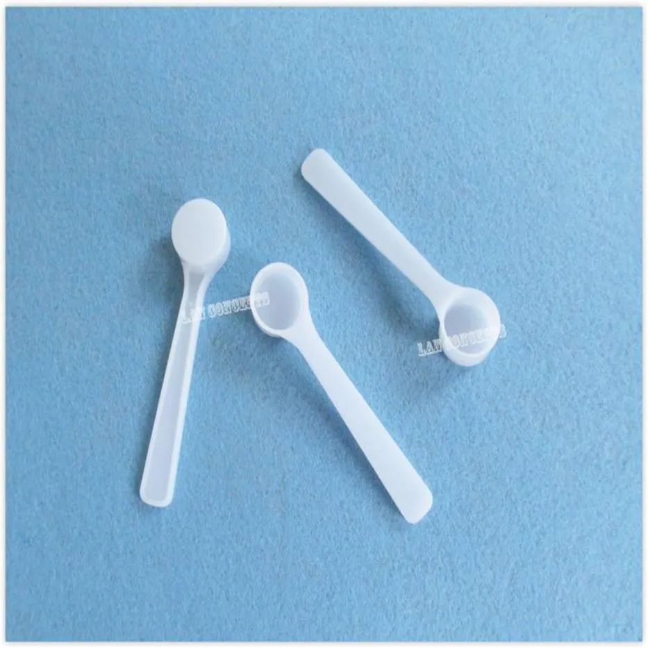 0 5g gramme 1ML cuillère en plastique PP cuillère outil de mesure pour lait médical liquide en poudre - 200pcs / lot OP1002208q