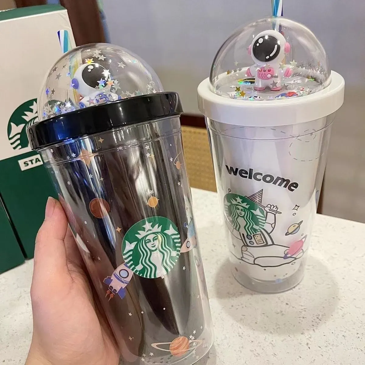 Strohhalme für kalte Getränke, isolierter Becher mit großem Fassungsvermögen und Strohhalm, tragbarer Autobecher – 500 ml, hochwertiges Sterndesign, 