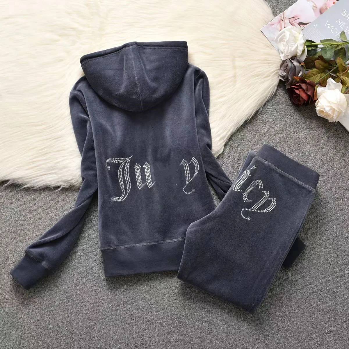 Women's Two Piece Pants Velvet Juicy Tracksuit Women Coutoure Set Track Suit Couture Juciy Coture Sweatsuits Letters Hooded Hoodie Loose Fitting Designer j8