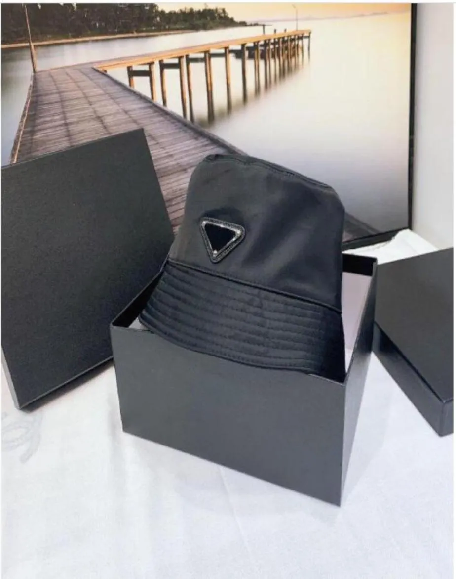 버킷 모자 패션 디자이너 여름 모자 클래식 메뉴 및 여자 039S Fisherman039S Caps Luxurys 모자 가벼운 통기성 Sun5412544