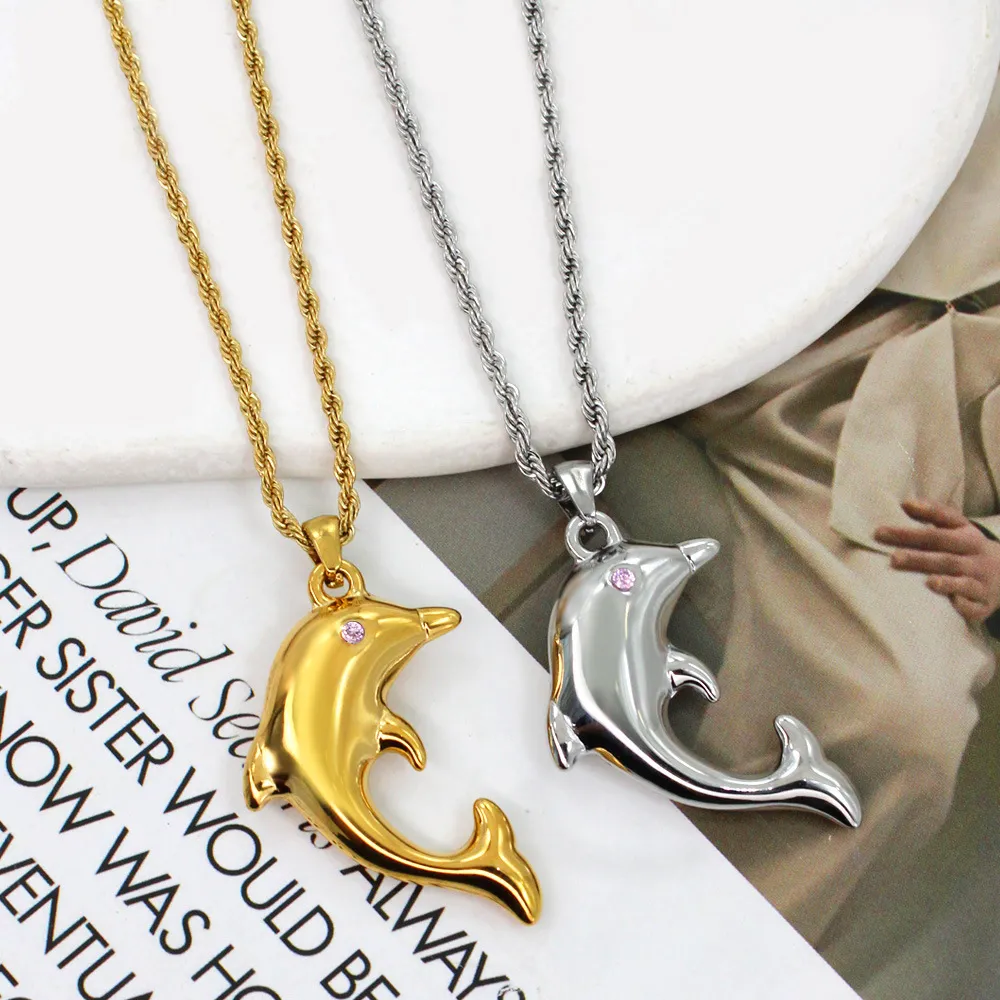 stainless steel necklace women's fashion versatile pendant clavicle chain Trendy vintage little dolphin pendant cute animal jewelry