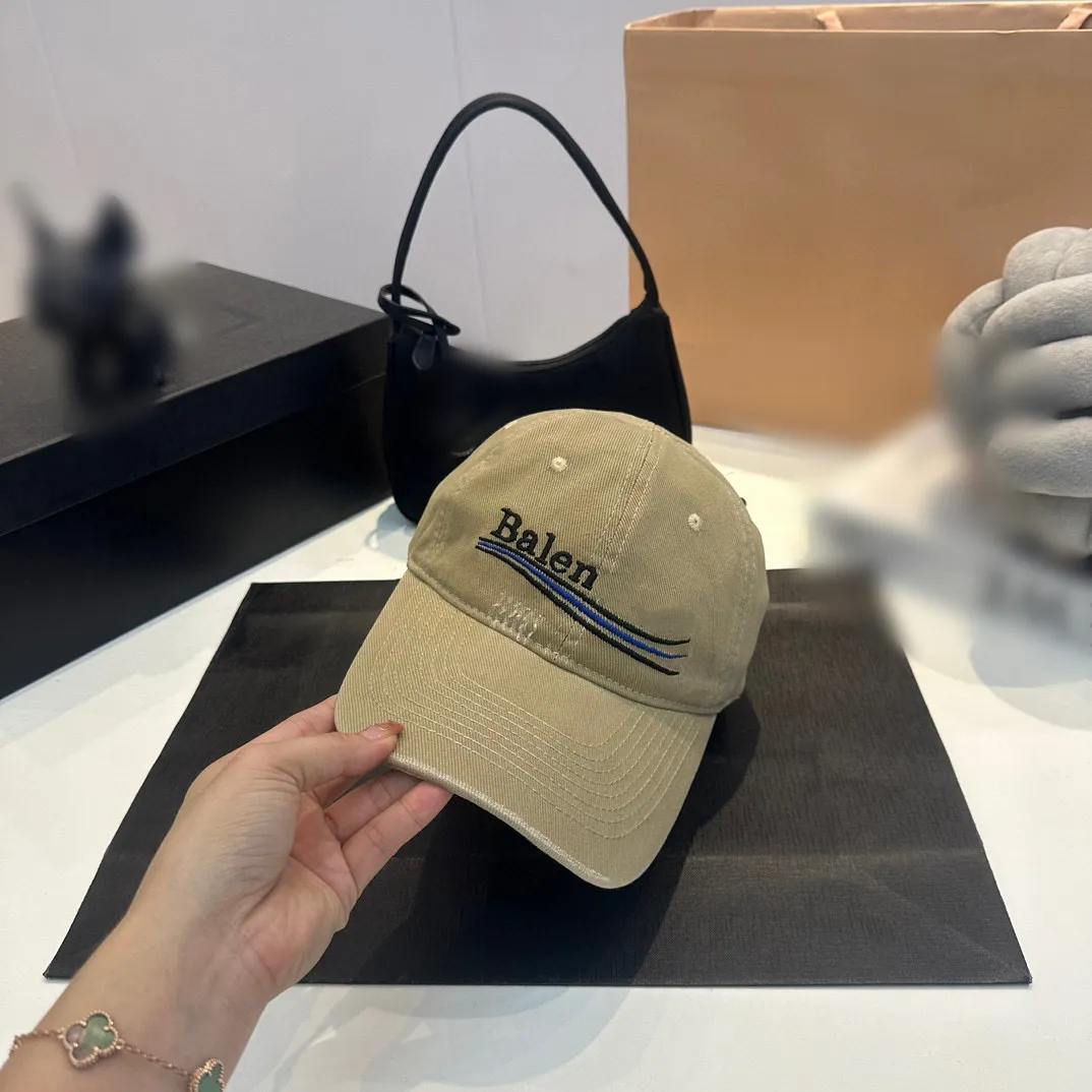 DHgate Designer Baseball Cap Embroidered Mens and Womens Snapback in Khaki Denim Fashion Accessories