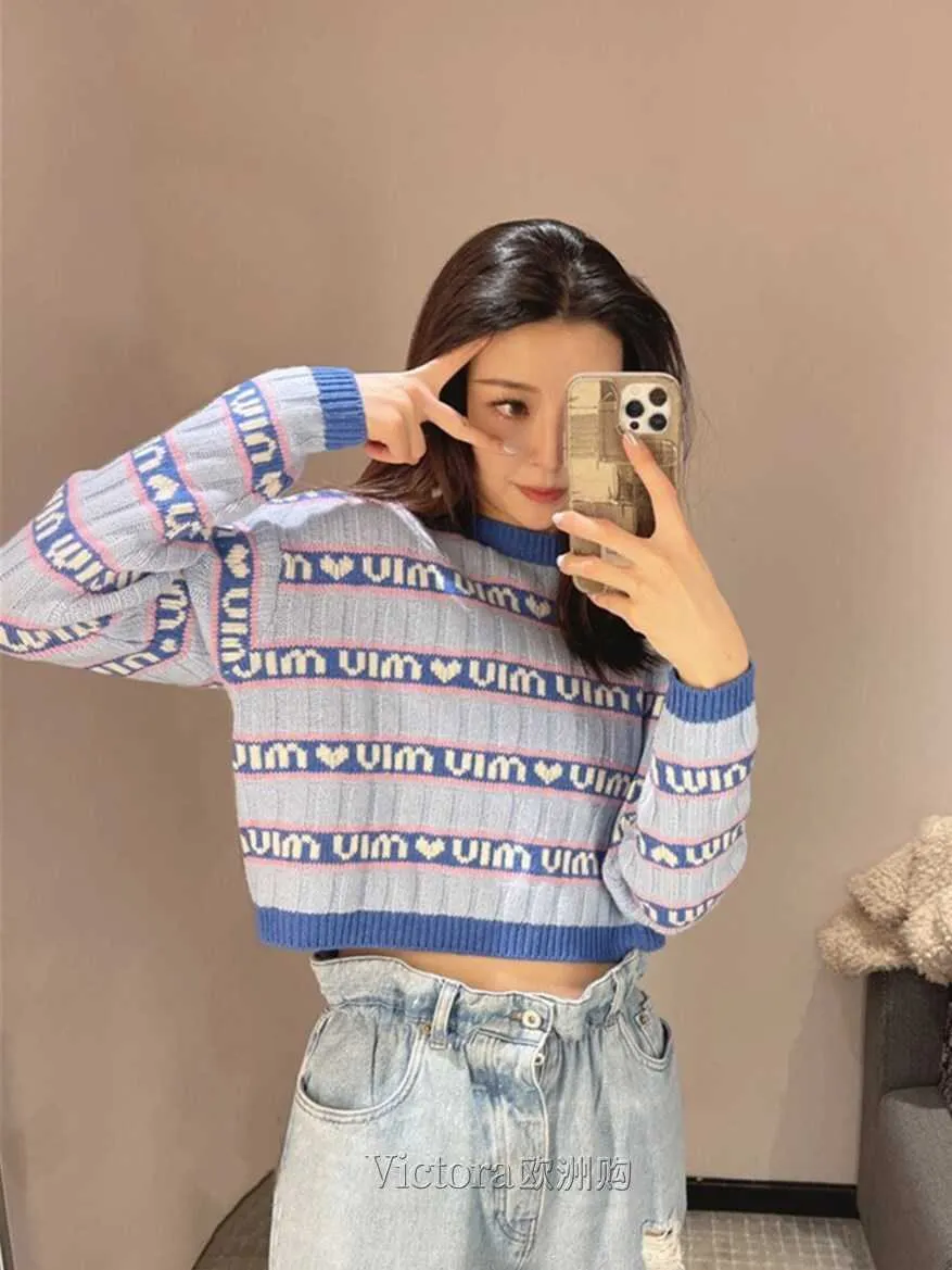 Women's Sweaters Miumiu/miu 23fw New Striped Bullet Screen Letter Jacquard Contrast Short Knitted Sweater for Women