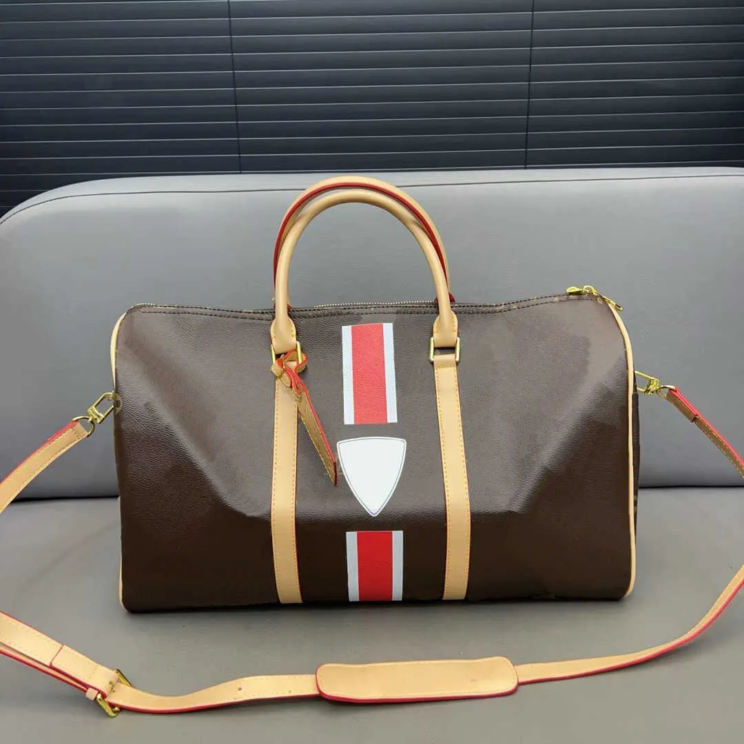 Bolsa de viagem Série Classic Duffle Bags Kepall Duffel Bag Opcional Custom Stripe Cor Inicial Tamanho com embalagem de caixa de presente original 231215