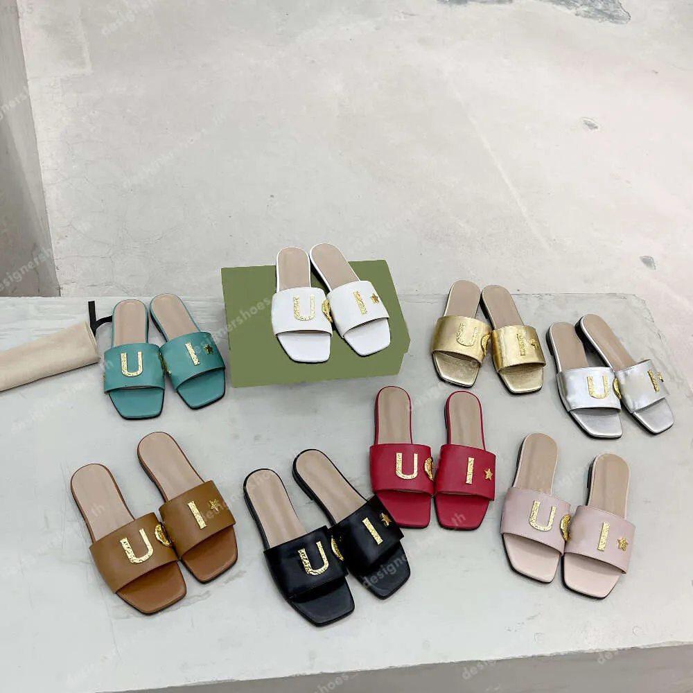 Top Designer Slipper Mules Slippers Metal Golden Sandals Women Versatile Slippers Embroidered Sheepskin Sandal Scuffs Flat Slides Flip Flops Size35-44