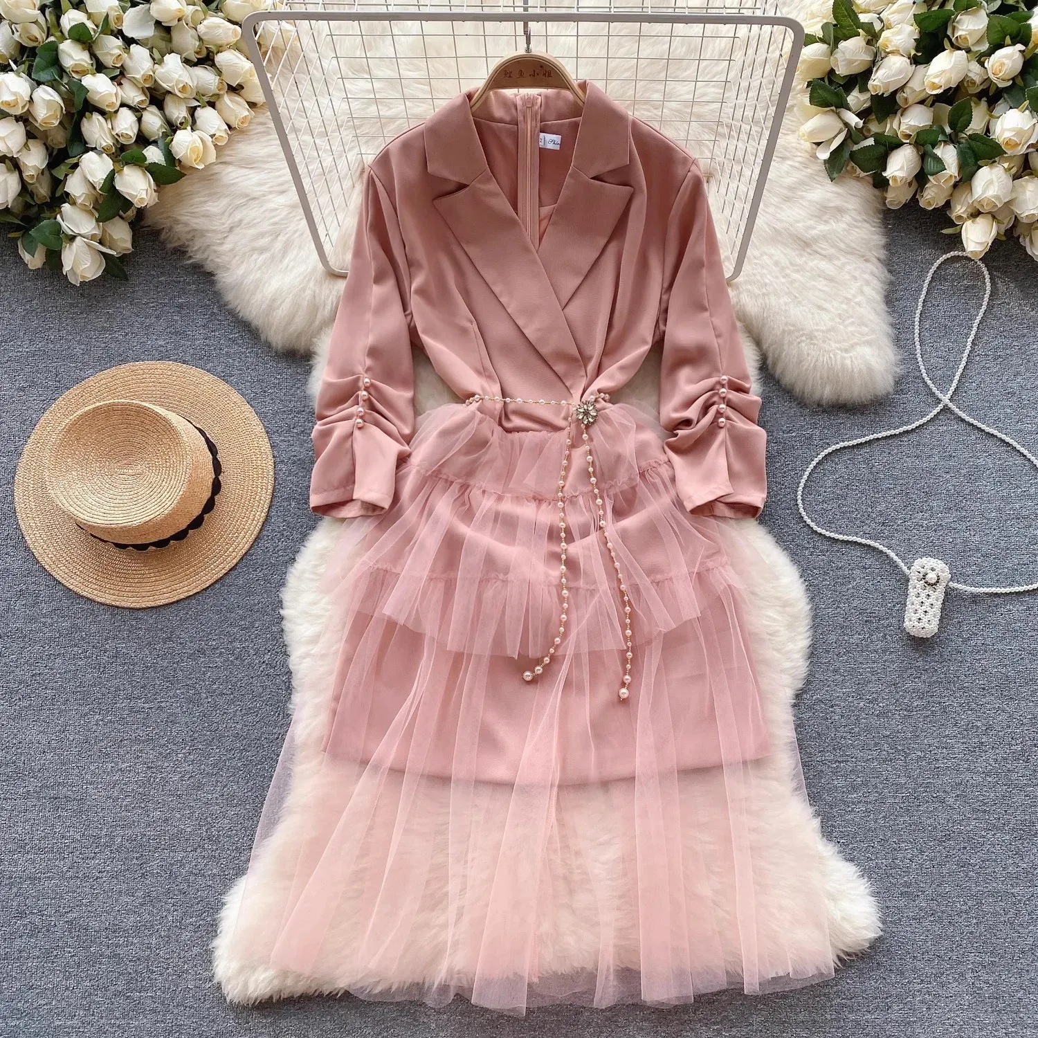 Casual Dresses New Fashion Pink Blazer Suit Dress Women's Beads Pearls Belt Notched Collar Three Quarter Sleeve Organza Spliced Midi Vestido 2024