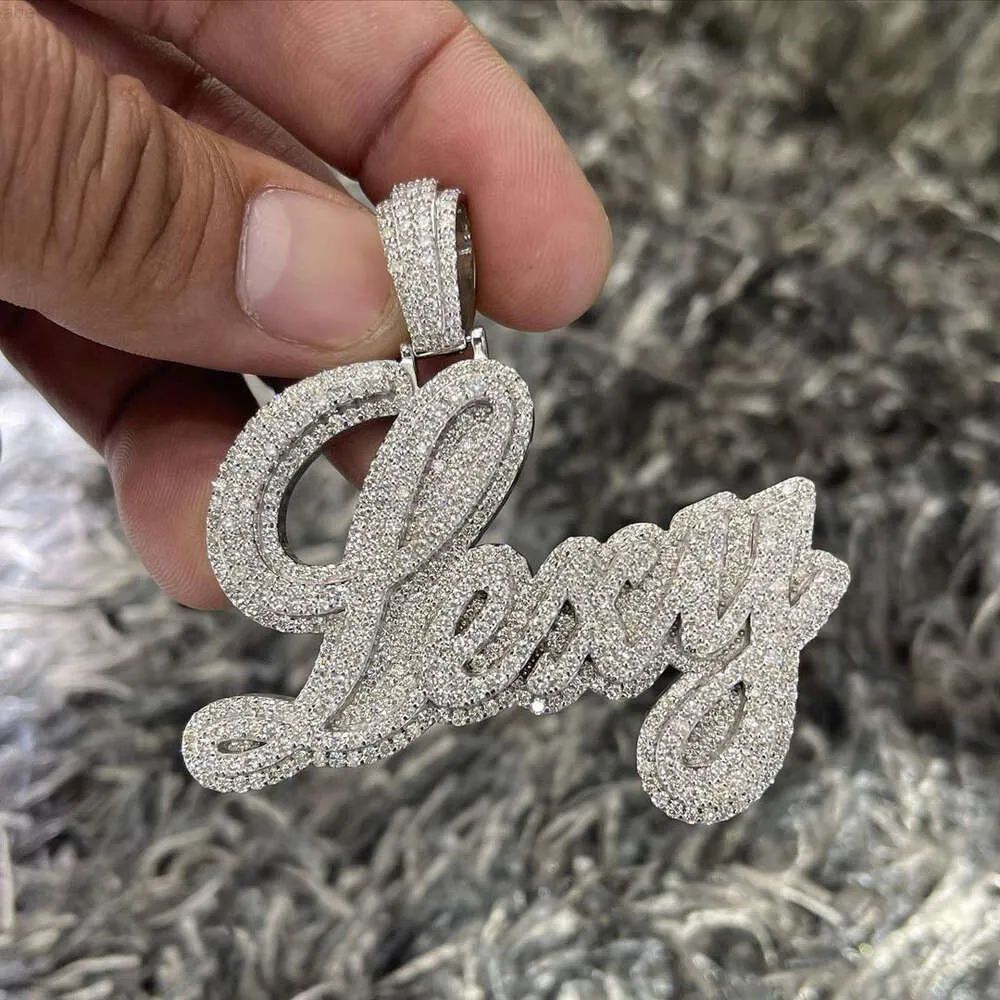 Ny ankomstdesign Hiphop Fine Jewelry Iced Out Silver Bling Zircon Custom 14k Plated Mossanite Name Pendant