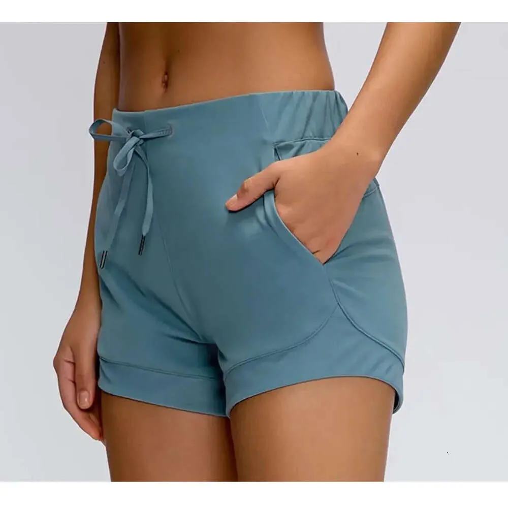 2023 Kvinnor Skinkänsla Sport Hoty Hot Yoga Shorts Hög midja Elastiska avslappnade leggings Solid färg Running Fiess Biker Tennis Golf Beach 6s