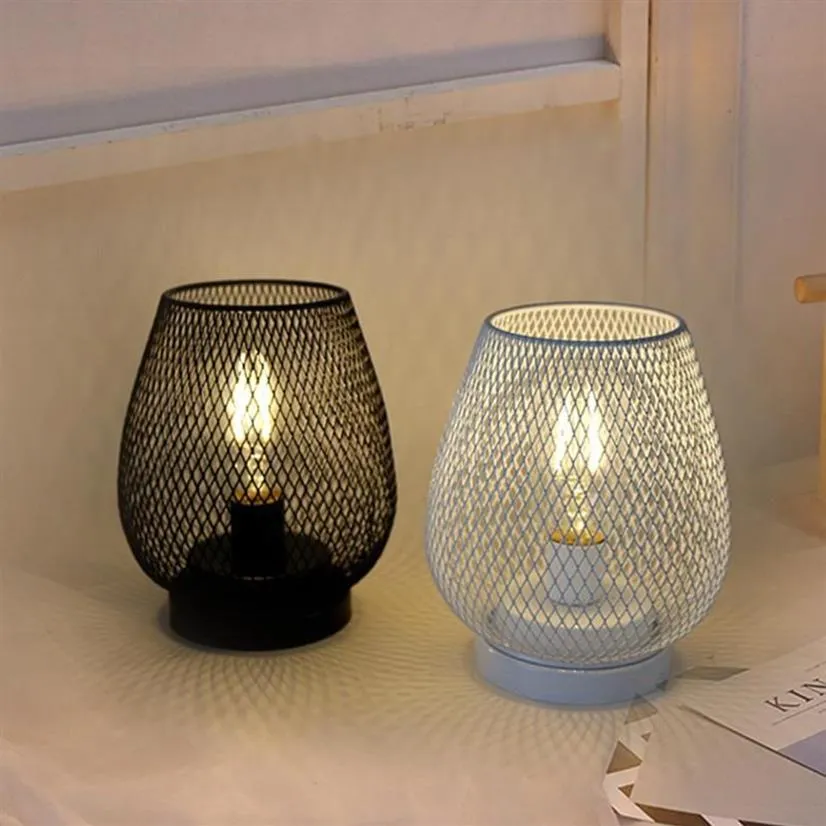Lâmpadas de mesa Nordic Art Lamp Forma Ferro Desk Bateria Alimentado Sala de estar Quarto Cafe Decor Bedside BlackTable279e