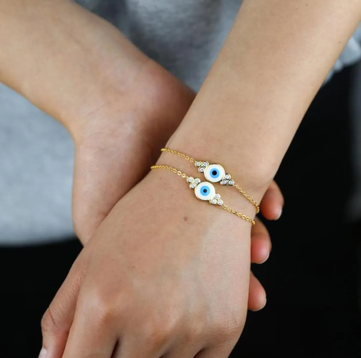 Promozione color oro moda donna gioielli bianco blu smalto malocchio fascino ragazza fortunata braccialetto gioielli donna9015829