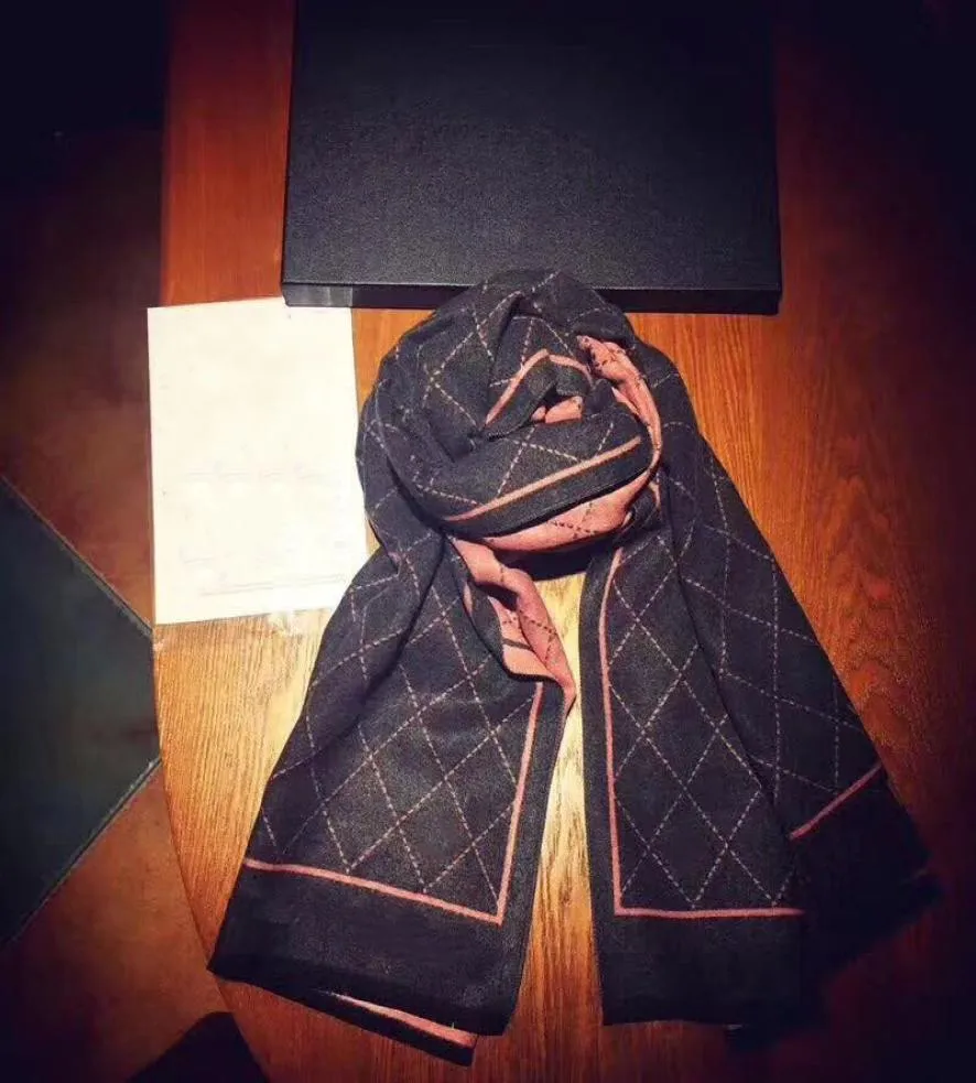 Klasik Aksesuarlar Eşarp Moda Tassel C Scarves Elegance Seçimi Butik Tippet No Box4854313