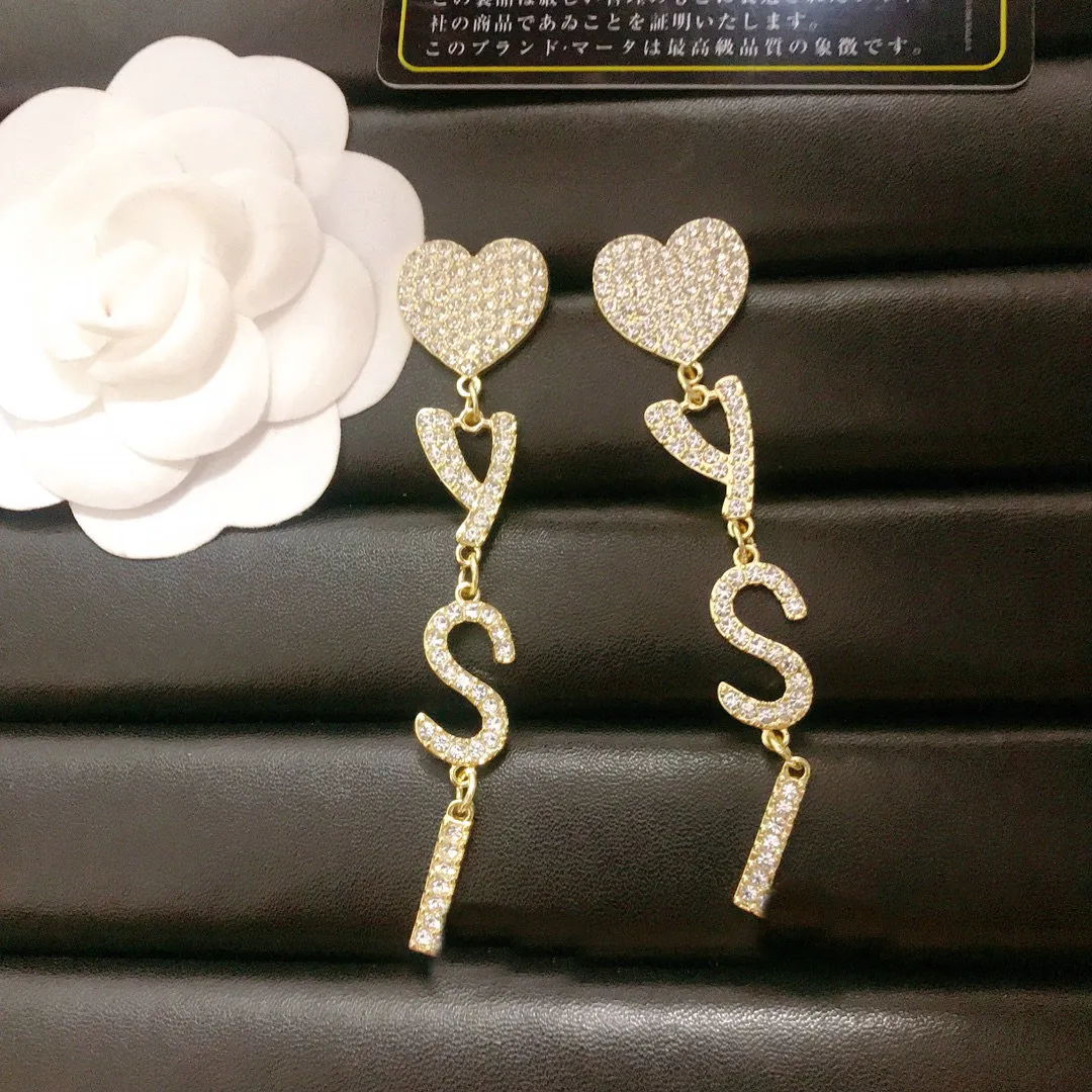 Boucles d'oreilles classiques en or 18 carats avec lettres pendantes pour femmes, bijoux de marque de styliste de haute qualité