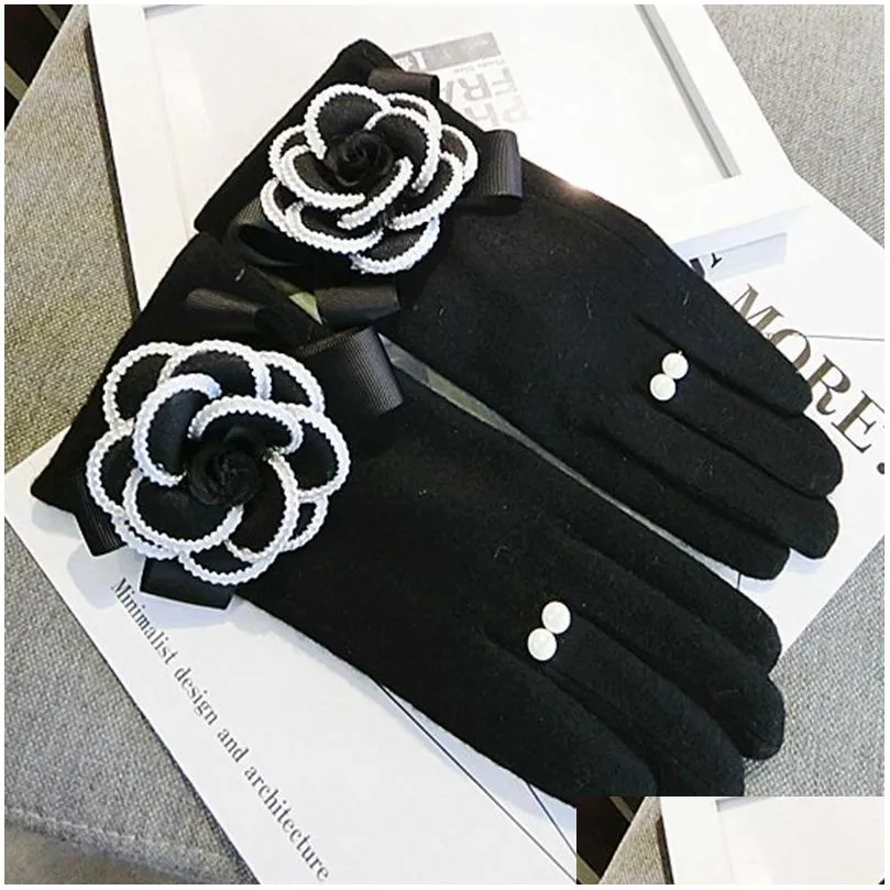Fingerless Gloves Wholesale- Lovs Winter Women For Touch Sn Cashmere Mittens Female Big Flower Warm Wool Driving Drop Delivery Fashion Dhyyf