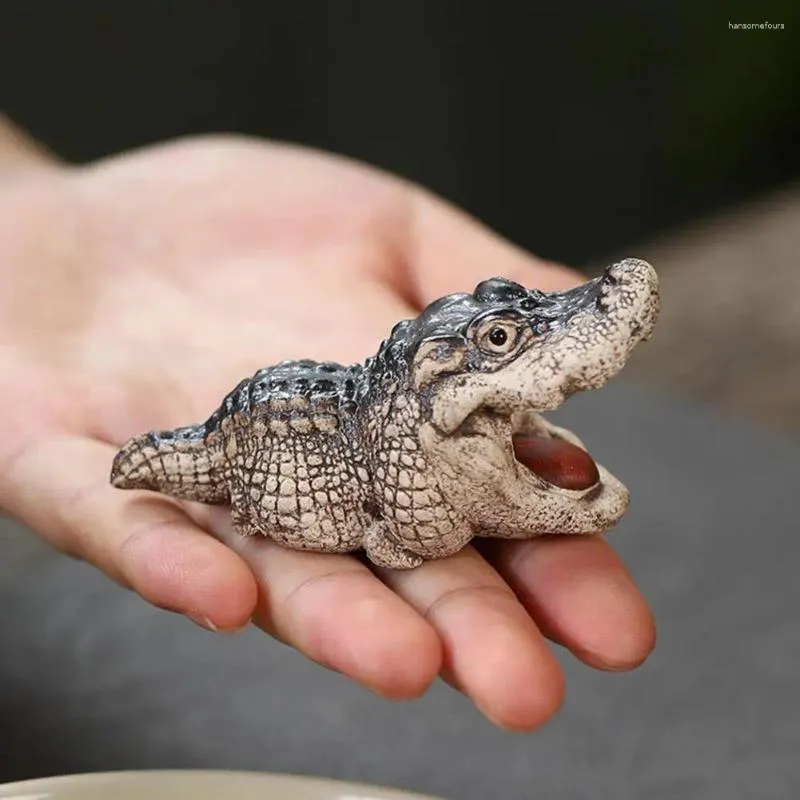 Tea Pets Miniaturowy zestaw dekoracje Pet Crocodile Statua ręcznie robiona ceramiczna figurka na ceremonię