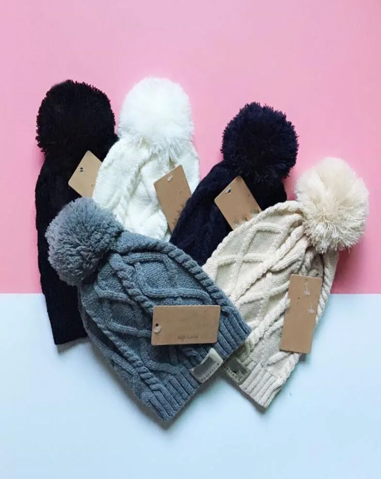 Lüks Kış Bonnet Pırlanta Beanie Erkek Kadın Moda Tasarımcıları Kadın Günlük Örgü Yün Sıcak Gorro Beanies Kafatası Kapakları Açık H6293217