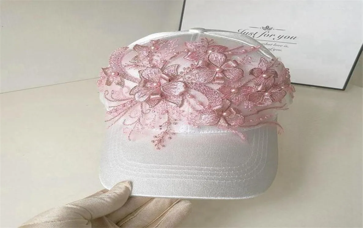 Ballkappen 202204SHI Drop Designer Satin Glanz Spitze Blumen Street Lady Baseball Hut Frauen Freizeit Visiere Cap7808399