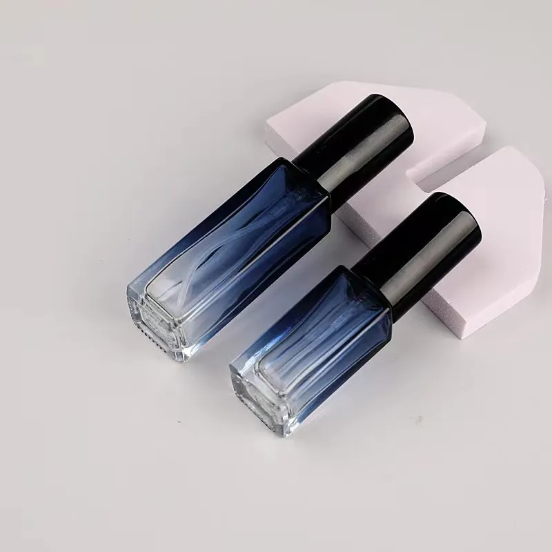 Flacone erogatore di profumo portatile di alta qualità Flacone spray per campioni piccolo da 5 ml Flacone vuoto in vetro di alta qualità da 10 ml