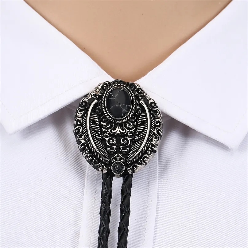 Halsband Original Handgjorda läder Bolo Tie Triangle Natural Pine Stone för män Kvinnor Födelsedag Novelty Gift 231208