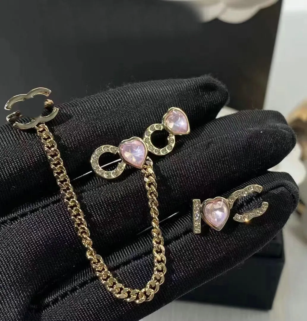 Marque de boucles d'oreilles de créateur étalon rose diamant amour boucles d'oreilles chaîne de femmes accessoires de bijoux
