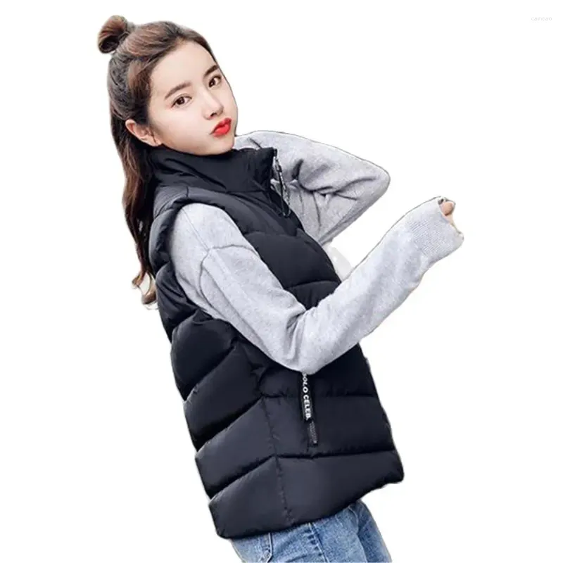 Kvinnors västar mode 2024 Autumn Winter Women Mandarin Collar Cotton Ladiewos Coats Slim Sleumeless Wasitcoat Padded Jackets Warm Gilet