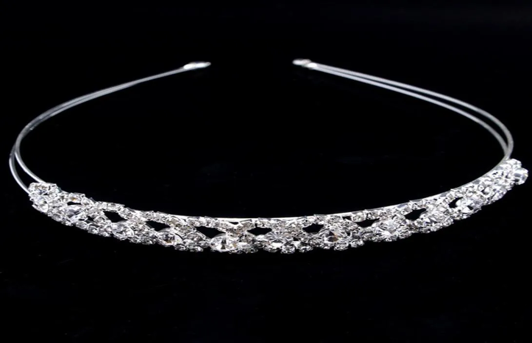 Exqusite Artificial Diamond Pearl Wedding Hair Smycken Ny brud Bedband 13CMM TS131 Billiga hela 1026463