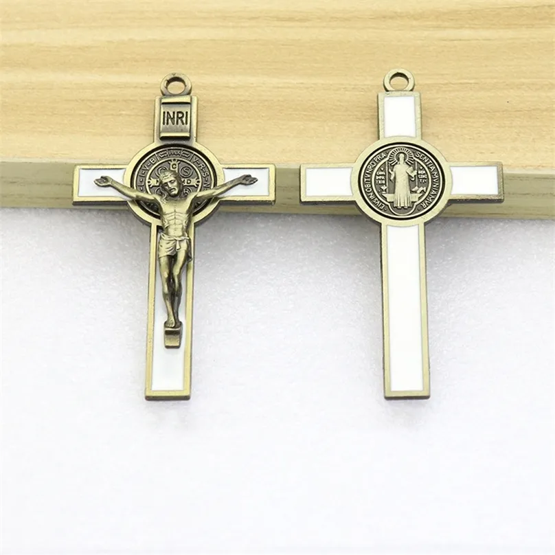 Pendant Necklaces Catholic Christ Jesus Church Icon Saint Benedict Crucifix Cross Pendant Charms for DIY Necklace Hangings Jewelry Parts 231208