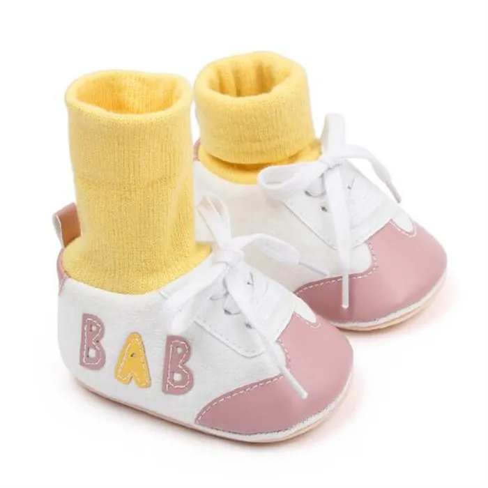 Newborn Baby Shoes Cartoon Letters Kid Shoes Cute Leather Sneakers Baby Boy Girl Soft Sole Crib Shoes Socks First Walkers 0-18Month