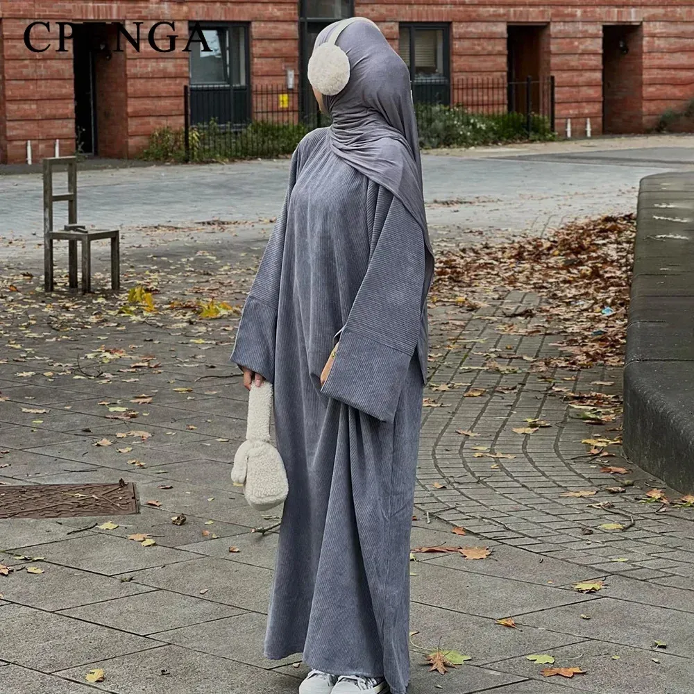 Ethnic Clothing Warm Winter Abayas Muslim Women Corduroy Abaya 2023 Modest Dress Thicked Solid Color Long Robe Female Islam 231208