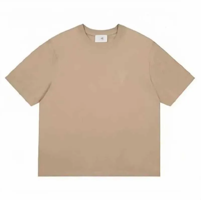 2023 Paris Moda Marka Tees Erkek Kadın Tasarımcı Lüks Amis T Shirt Sıradan Tshirt Yuvarlak Boyun Coeur Erkek Kadın Tees L7