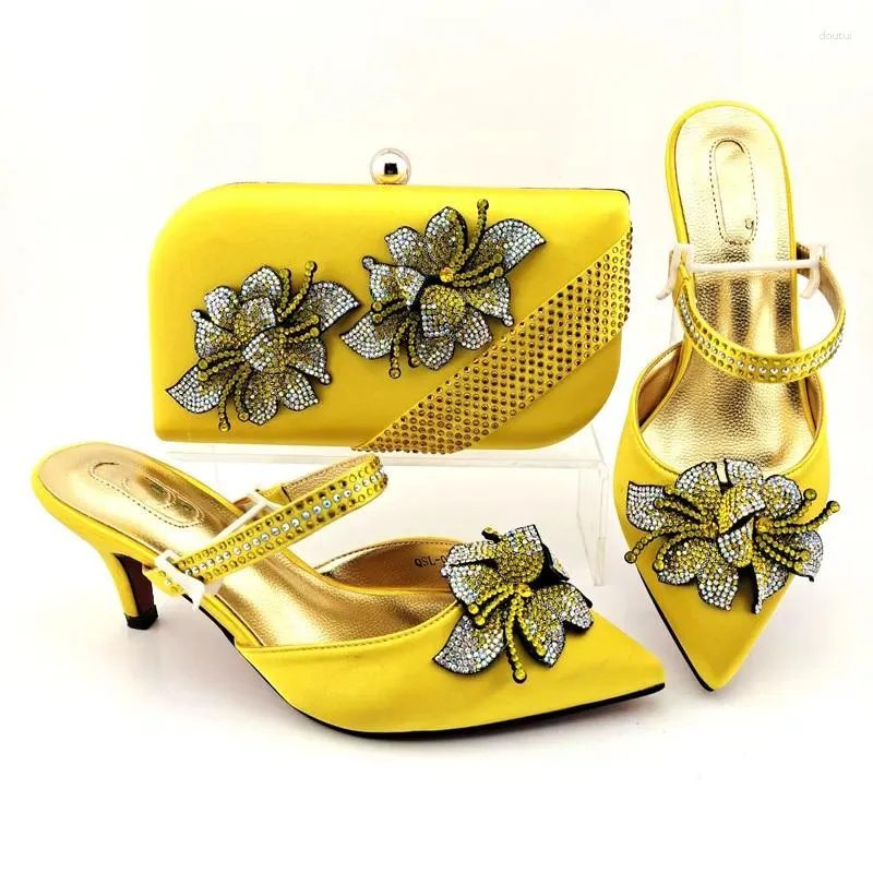 Dress Shoes Beautiful Yellow Women Match Bag With Flower Rhinestone Decoration African Pumps And Handbag Set QSL037 Heel 7.5CM