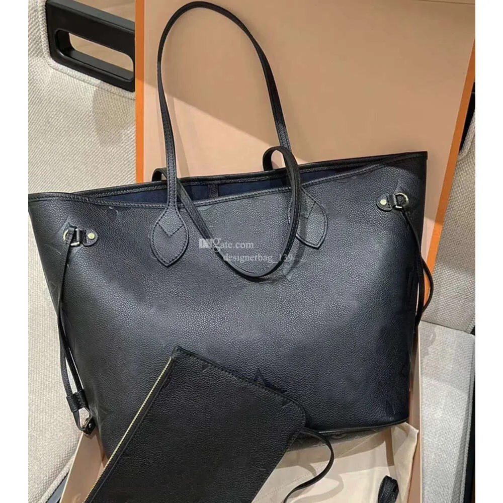 Luxury Femmes Tote Sacs Designer Sac jamais mm sacs à main en plein sac pour femmes sacs d'épaule fleur en cuir en relief sac à main